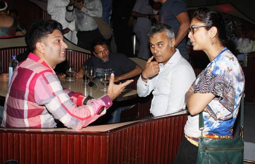 पीपली लाइव: 'महंगाई डायन खात...' के साथ म्‍यूजिक लॉच