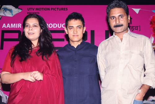 पीपली लाइव: 'महंगाई डायन खात...' के साथ म्‍यूजिक लॉच