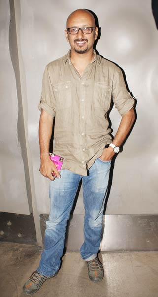 पीपली लाइव: 'महंगाई डायन खात...' के साथ म्‍यूजिक लॉच