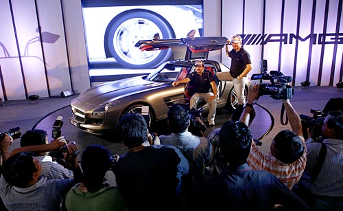 मर्सिडीज बेंज ने पेश की नई कार