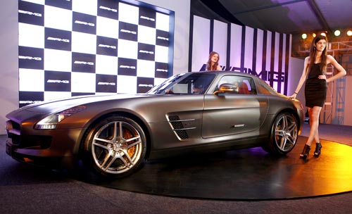 मर्सिडीज बेंज ने पेश की नई कार