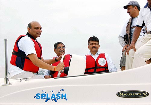 सप्‍ताह की तस्‍वीरें । बॉलीवुड की अनदेखी तस्‍वीरें