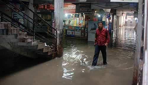 बारिश से तरबतर हुआ तालाबों का शहर भोपाल