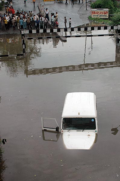 बारिश से तरबतर हुआ तालाबों का शहर भोपाल