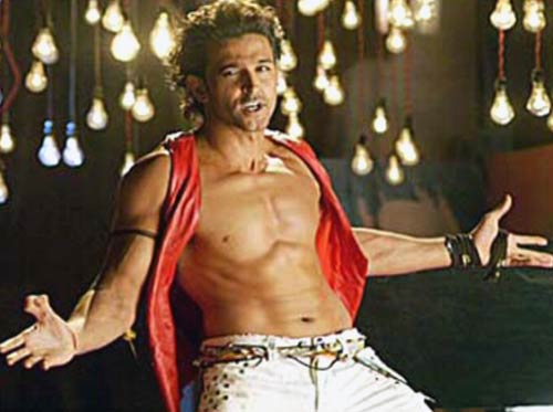 बॉलीवुड सितारों की सेक्‍सी अदा...। हसीनाओं का जलवा