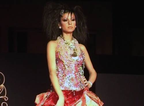 बॉलीवुड सितारों की सेक्‍सी अदा...। हसीनाओं का जलवा