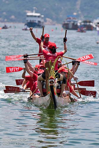 ड्रैगन बोट रेस का अद्भुत नजारा