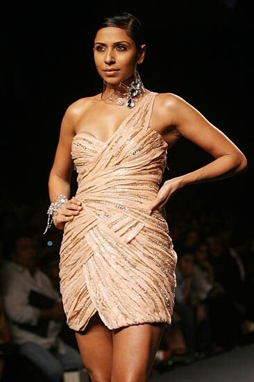 कोटूर फैशन वीक के कुछ उम्‍दा कलेक्‍शन