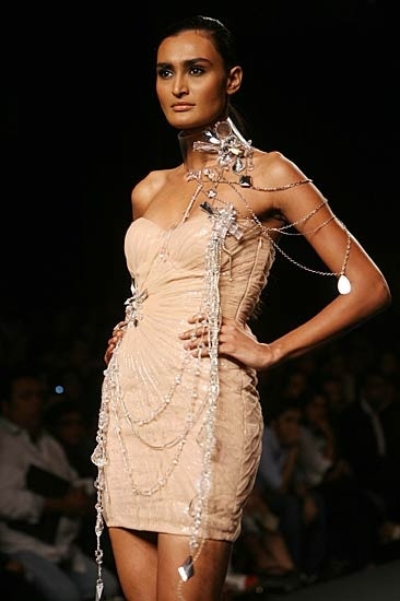 कोटूर फैशन वीक के कुछ उम्‍दा कलेक्‍शन