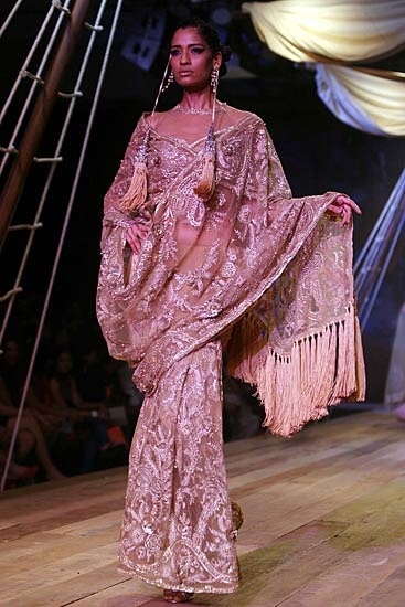 कोटूर फैशन वीक के कुछ उम्‍दा कलेक्‍शन