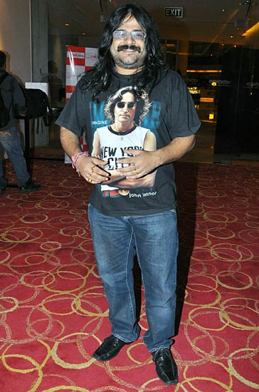 ‘हेलो डार्लिंग’ की म्‍यूजिक लॉंच पार्टी...