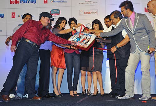 ‘हेलो डार्लिंग’ की म्‍यूजिक लॉंच पार्टी...