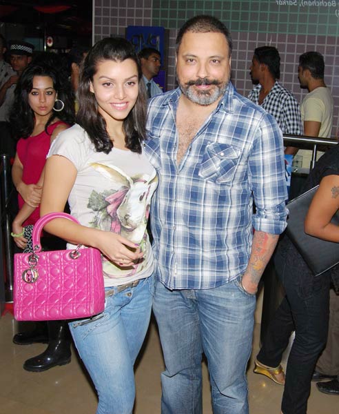 बॉलीवुड सितारों से रोशन हुआ फिल्‍म 'एक्लिप्‍स' का प्रीमियर