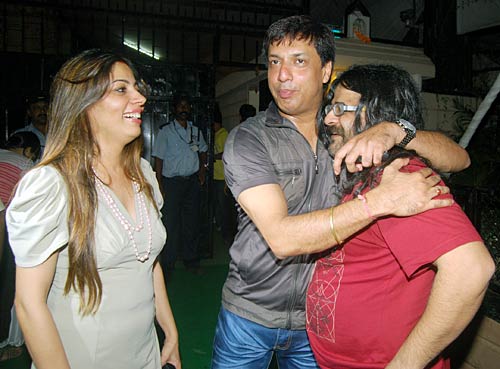 'वंस अपॉन ए टाइम...' की प्रीमियर पार्टी में सितारे