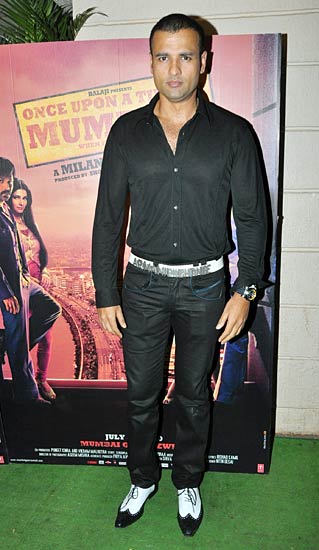 'वंस अपॉन ए टाइम...' की प्रीमियर पार्टी में सितारे