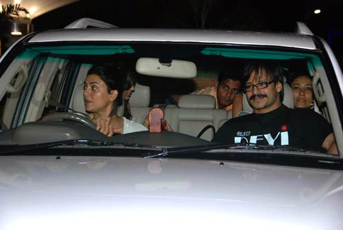 सुष्मिता संग दिखे विवेक...