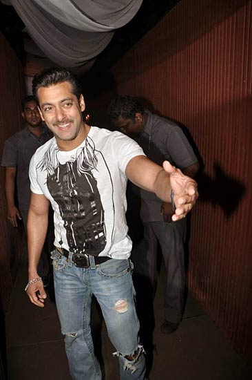 जन्‍मदिन के बहाने जुटे सितारे | ‘वंस अपॉन ए टाइम...’