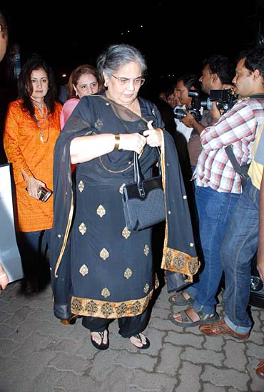 जन्‍मदिन के बहाने जुटे सितारे | ‘वंस अपॉन ए टाइम...’