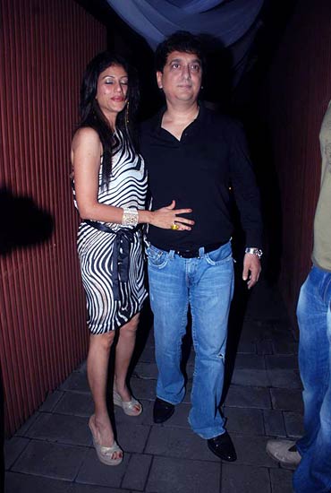 जन्‍मदिन के बहाने जुटे सितारे | ‘वंस अपॉन ए टाइम...’