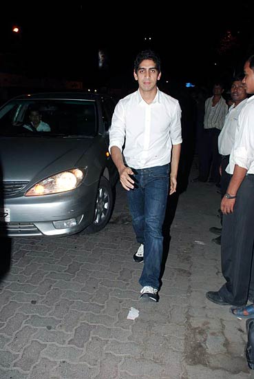 जन्‍मदिन के बहाने जुटे सितारे | ‘वंस अपॉन ए टाइम...’