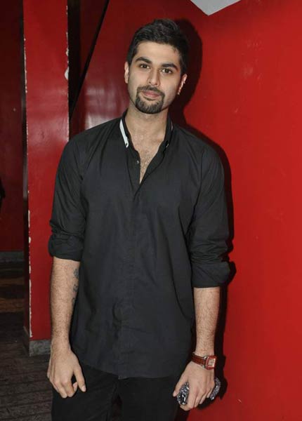 फिल्‍म आयशा की स्‍क्रीनिंग के दौरान बॉलीवुड स्‍टार...