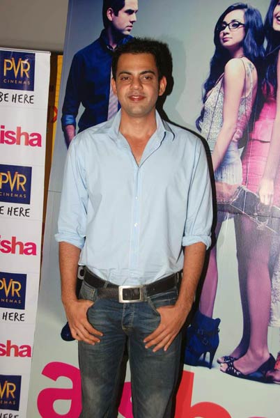 फिल्‍म आयशा की स्‍क्रीनिंग के दौरान बॉलीवुड स्‍टार...