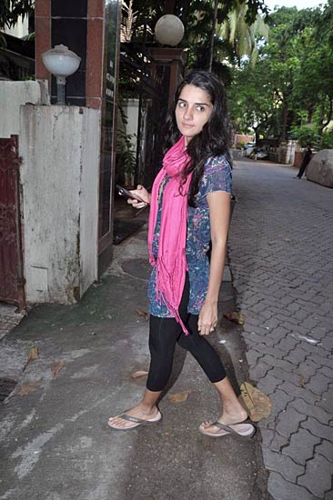 'पीपली लाइव' की स्क्रीनिंग | 'पीपली...' का म्‍यूजिक लॉन्‍च