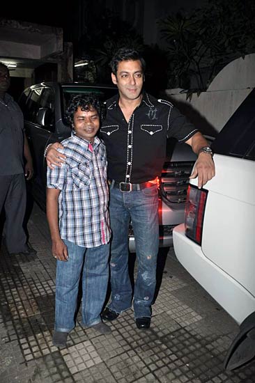 'पीपली लाइव' की स्क्रीनिंग | 'पीपली...' का म्‍यूजिक लॉन्‍च