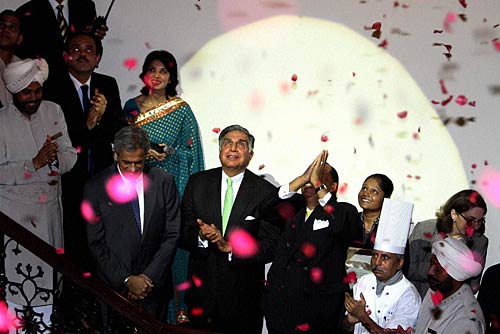 26/11 के बाद आम लोगों के लिए फिर खुला ताज हेरिटेज । वीडियो