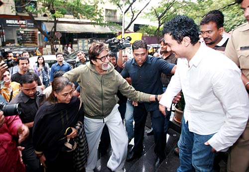 'पीपली..' की स्‍क्रीनिंग में बिग बी | 'पीपली..' का म्‍यूजिक लॉन्‍च