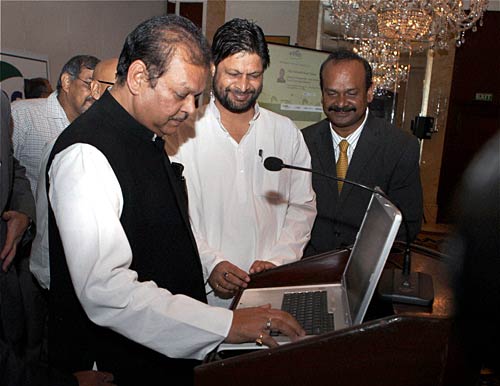 तस्‍वीरों में देखें सप्‍ताह की हलचल । हॉट तस्‍वीरें