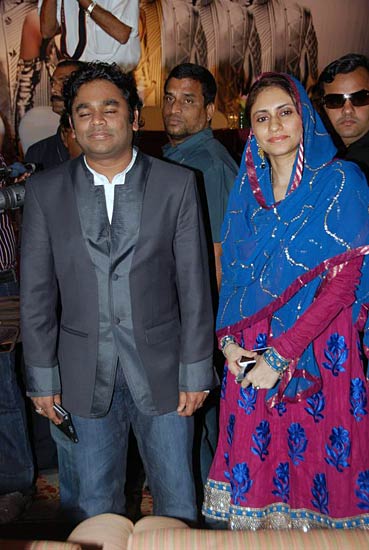 फिल्‍म 'रोबोट' में ऐश्‍वर्या राय | रजनीकांत से रोमांस!