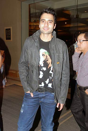 फिल्‍म 'रोबोट' में ऐश्‍वर्या राय | रजनीकांत से रोमांस!