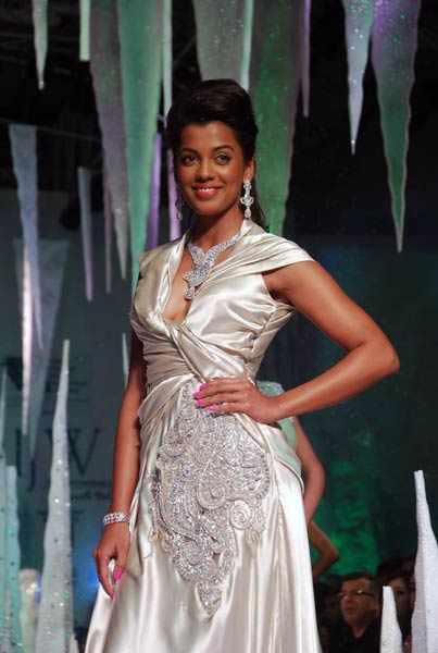 ज्वेलरी वीक में बॉलीवुड सितारे । बॉलीवुड व सेक्‍स‍