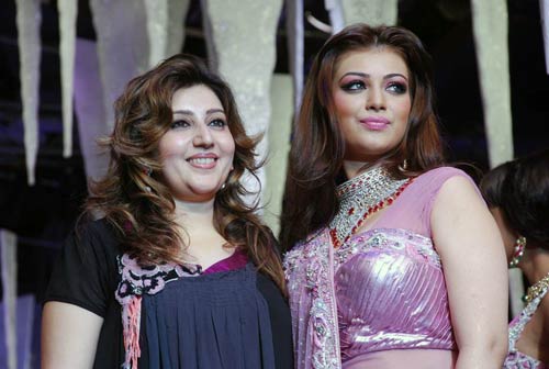 ज्वेलरी वीक में बॉलीवुड सितारे । बॉलीवुड व सेक्‍स‍