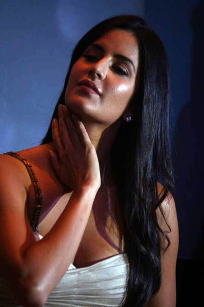 कैटरीना बनी एतिहाद एयरवेज की ब्रांड एम्बेसडर...