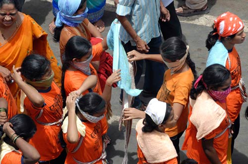 जन्‍माष्‍टमी पर बही भक्ति और प्रेम की गंगा...  | फोटो: मुंबई में भी धूम