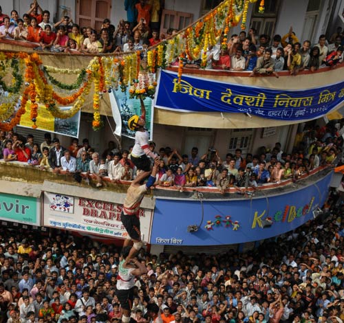 जन्‍माष्‍टमी पर बही भक्ति और प्रेम की गंगा...  | फोटो: मुंबई में भी धूम