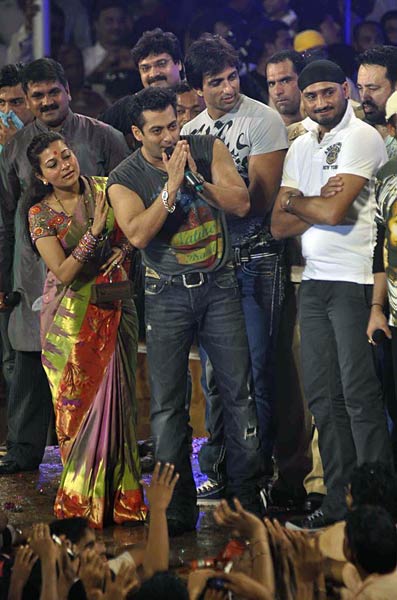 जन्‍माष्‍टमी पर सितारों की मस्‍ती... | हॉट 'आइटम गर्ल'