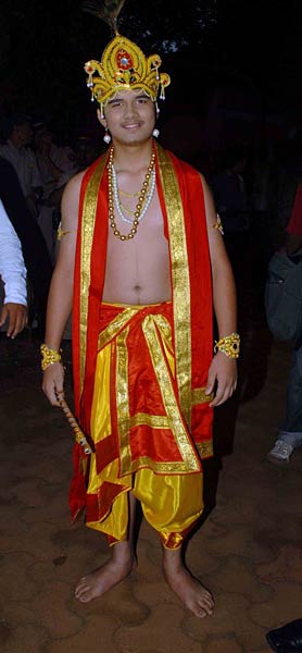 जन्‍माष्‍टमी पर सितारों की मस्‍ती... | हॉट 'आइटम गर्ल'