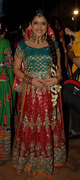 जन्‍माष्‍टमी पर सितारों की मस्‍ती... | हॉट 'आइटम गर्ल'