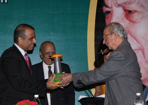 सप्‍ताह के तस्‍वीरों की झलकियां | हॉट 'आइटम गर्ल'