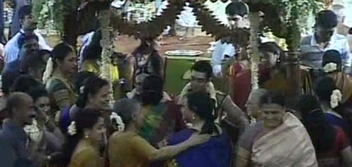 रजनीकांत की बेटी सौंदर्या ने रचाया विवाह...