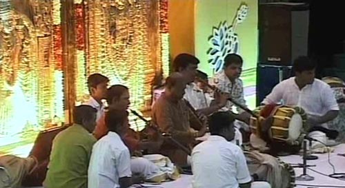 रजनीकांत की बेटी सौंदर्या ने रचाया विवाह...