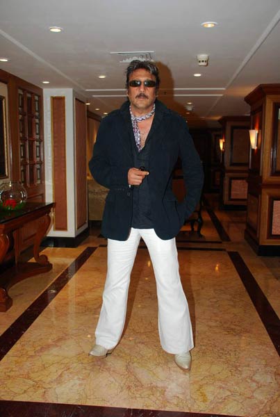 'फैशन टूर 2010' में सितारों का जलवा | सितारों की मस्ती