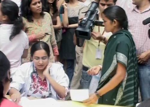 डॉक्टरों की हड़ताल से मरीज बेहाल