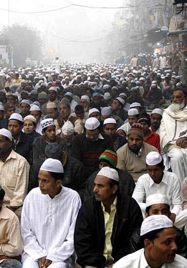 देशभर में छाई ईद की रौनक...