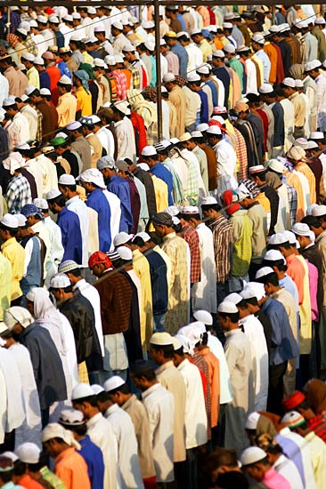 देशभर में छाई ईद की रौनक...