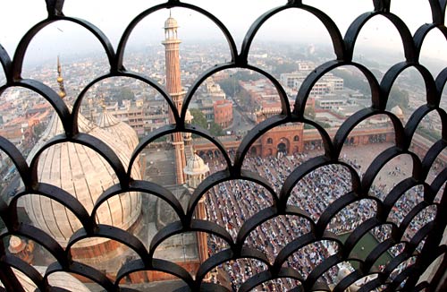 देशभर में छाई ईद की रौनक...