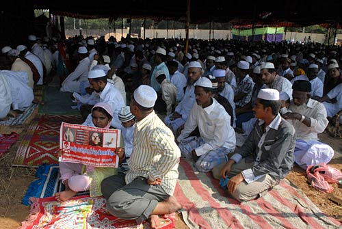 देशभर में छाई ईद की रौनक...